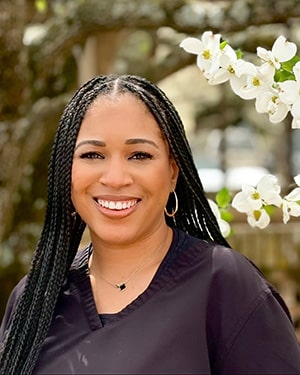 Candace Orr -FNP-C